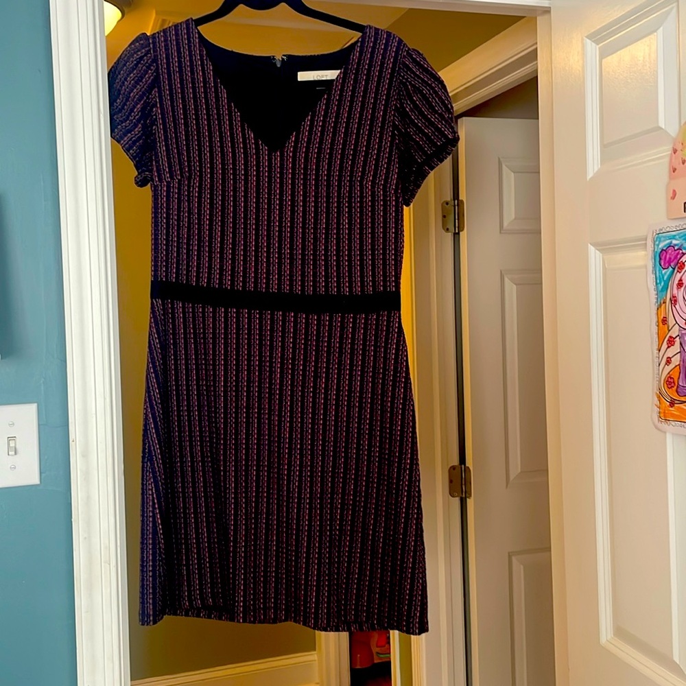 LOFT size 6 dress